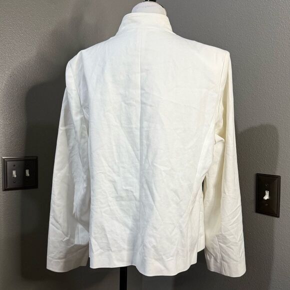 Anne Klein Creamy White Collarless Two Button Blazer Jacket Light Weight - Picture 7 of 14